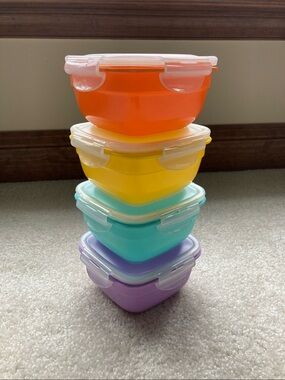 Lock & Lock Food Storage Containers with Airtight Lids - 8 Piece Set